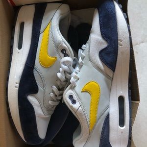 Nike Air Max 1 Blue Recalls